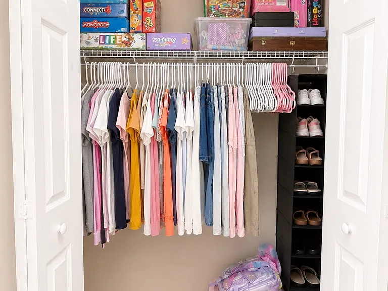 2nd bedroom closet