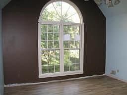 4th image of 310 Falls Way
