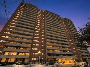 Lambton Square, Toronto, ON M6N 4X5