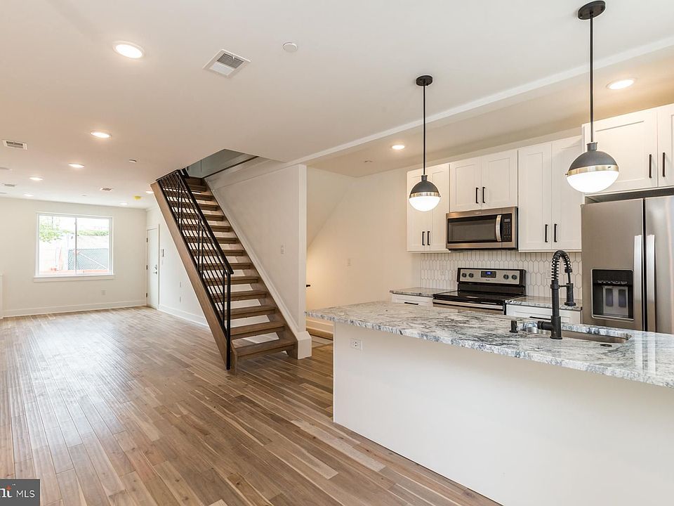 1st image of 2132 Berges St Unit 1