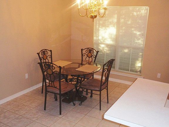 4th image of 17259 Northlake Dr