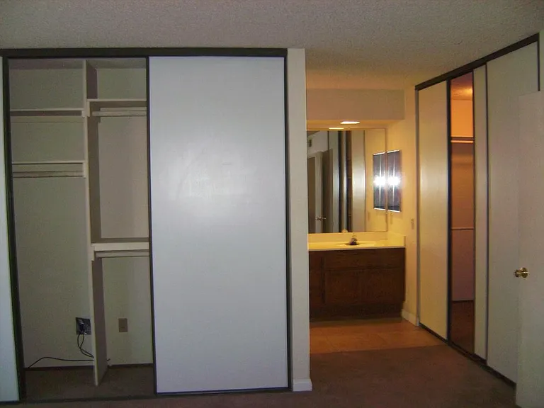 11005 Matinal Cir — Photo 4