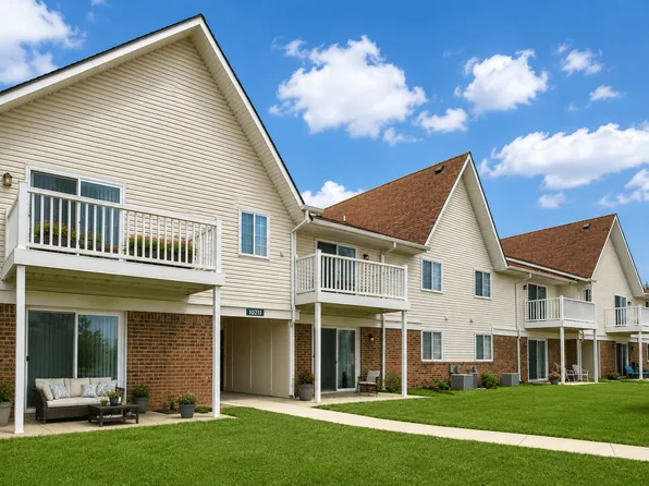 Waterstone Place Apartments