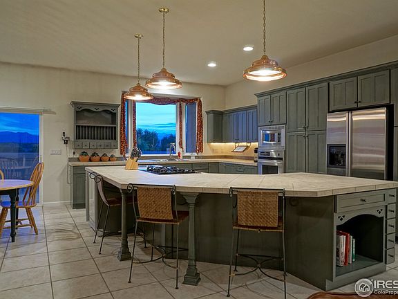 4th image of 1089 Northview Dr