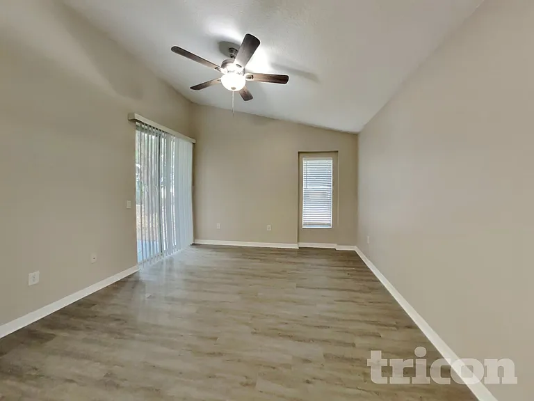 6944 Crown Lake Dr — Photo 8