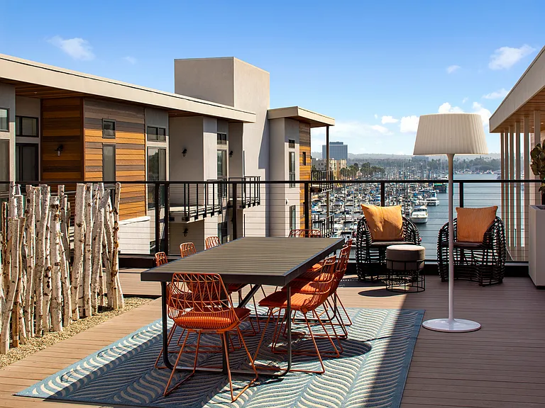 AMLI Marina Del Rey — Photo 27
