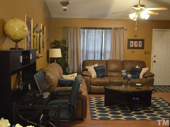 5th image of 207 Merriman Dr