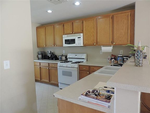 2nd image of 6337 Growing Vine Ct