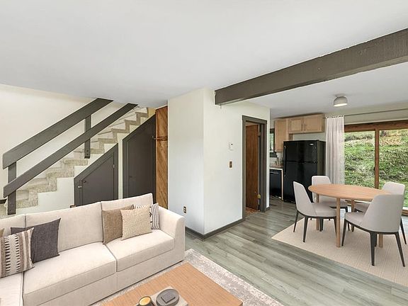 5th image of 22 Castle Road #2