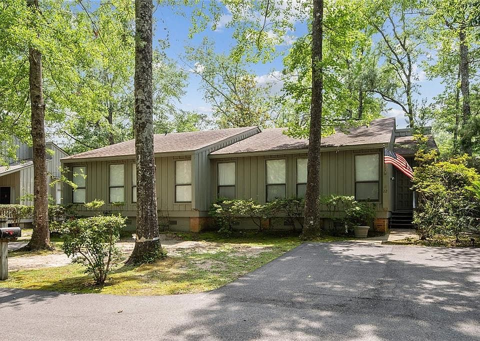 1st image of 640 Tete Lours Dr APT 22