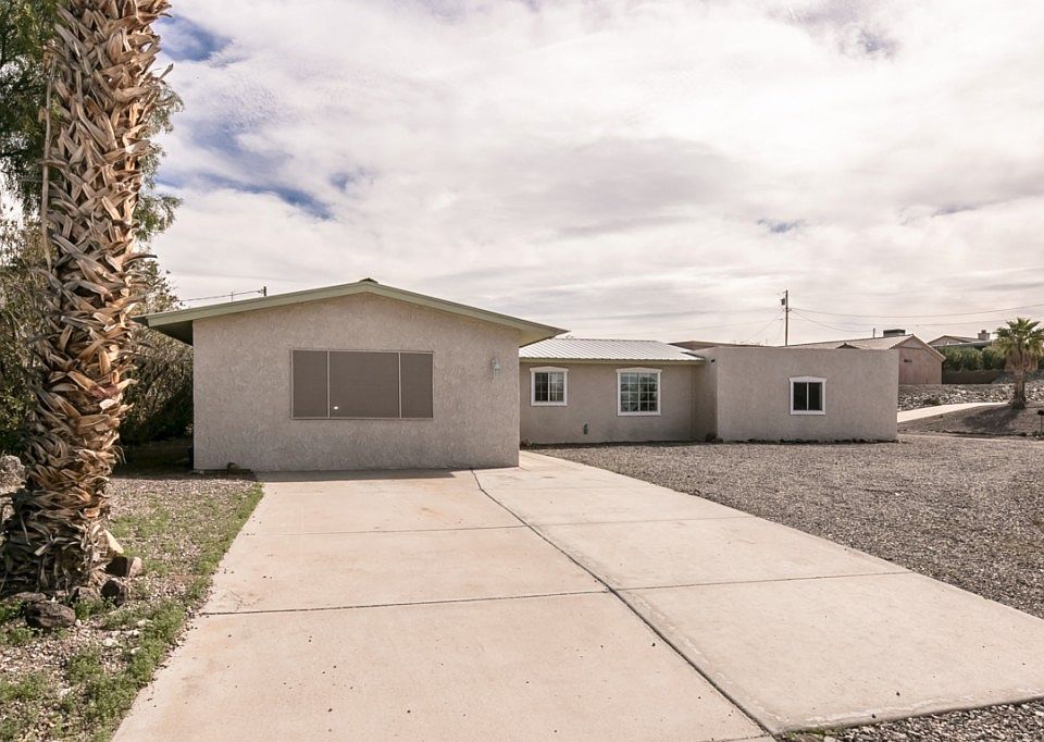 1st image of 660 Meadows Dr
