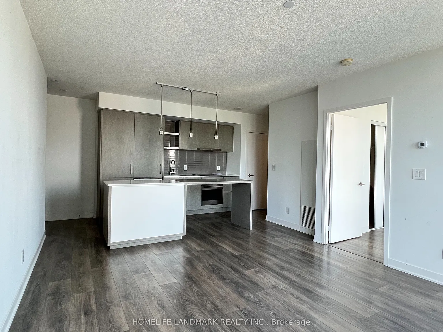 88 Harbour St #2806 photo 1