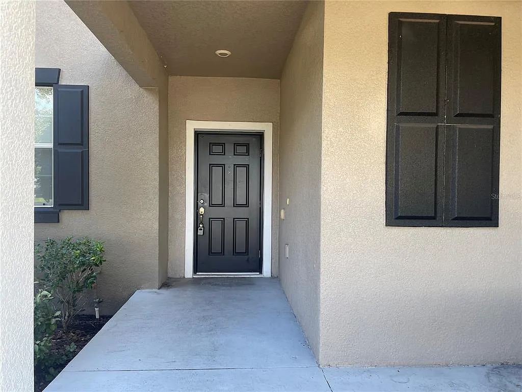 Photo 2 of 14 - 7654 Fairgrove Ave - Windermere, FL Building Photo - 7654 Fairgrove Ave