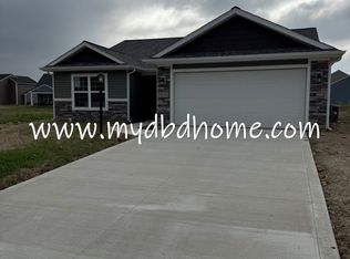 4153 Centerstone Pkwy, New Haven, IN 46774
