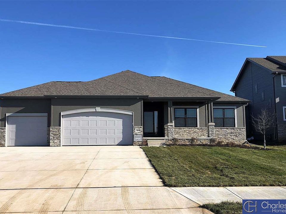 1st image of 18804 Cypress Dr