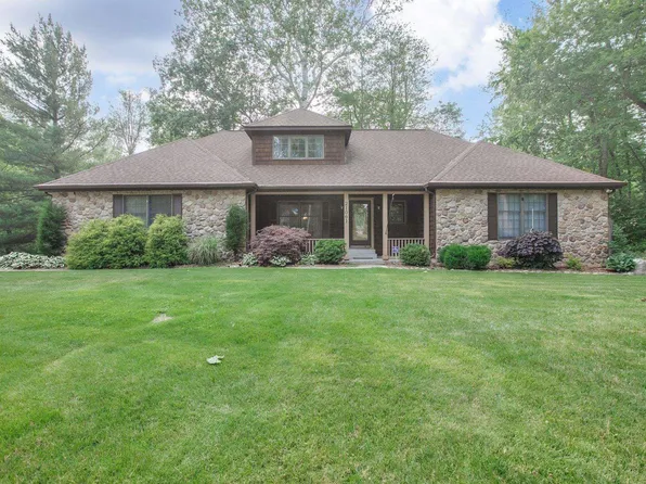 21061 Quiet Ridge Ct, South Bend, IN 46614