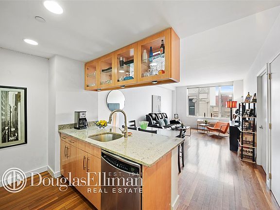 5th image of 161-169 E 110th St #5G