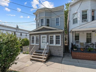 8570 79th St, Woodhaven, NY, 11421