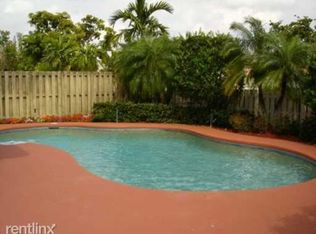 4350 NW 79th Ter, Coral Springs, FL 33065