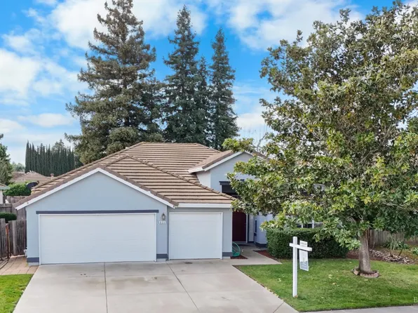 605 Alwin Dr, Dixon, CA 95620