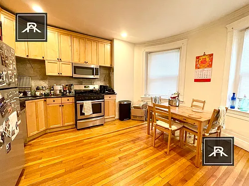 194 Winthrop Rd #1 Photo 1
