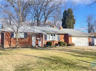 4042 Gilhouse Rd, Toledo, OH 43623