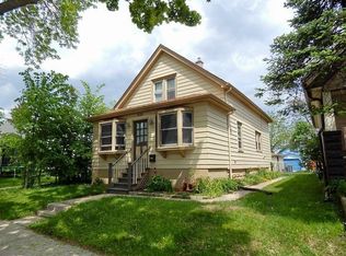 1520 S 56th St, West Milwaukee, WI 53214