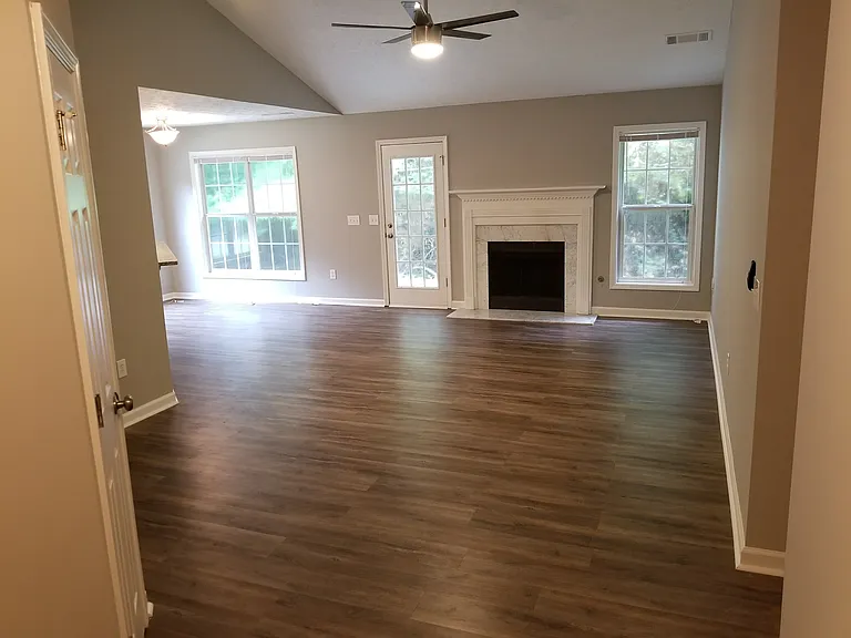 2720 Dacula Cove Cir — Photo 3
