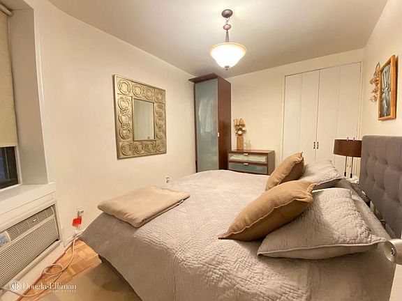 4th image of 164 E 78th St APT 3B