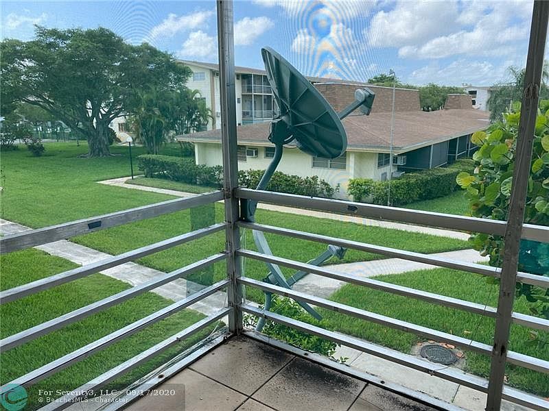 1st image of 16900 NE 14th Ave APT 211