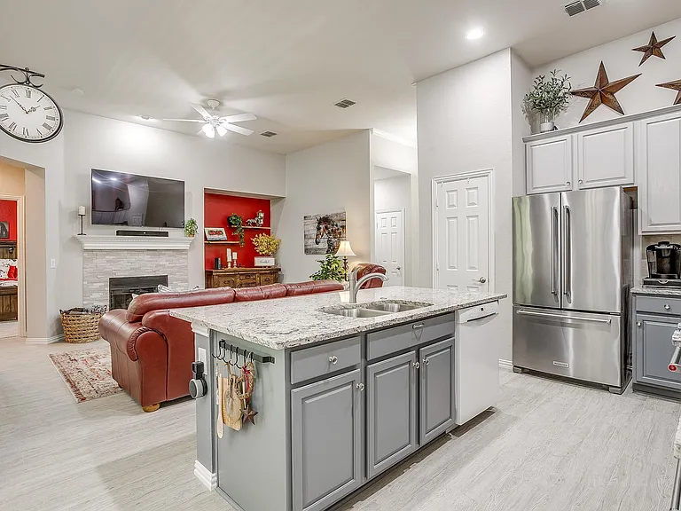 709 Scenic Ranch Cir — Photo 18