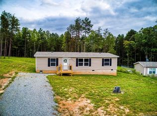 7833 Raynard St, Sherrills Ford, NC 28673