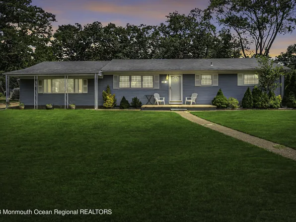 20 Clark Drive, Howell, NJ 07731