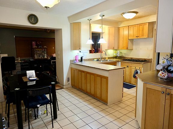 5th image of 28023 Los Olas Dr