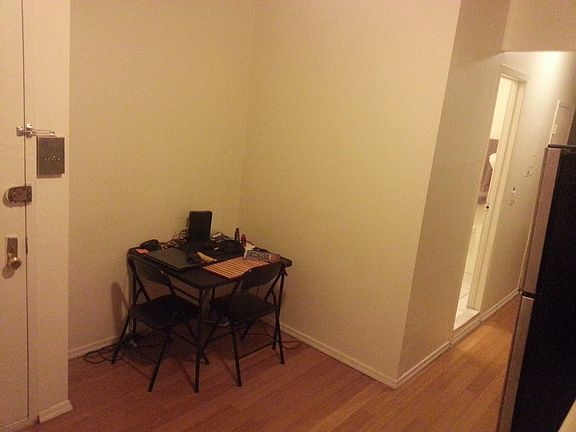3rd image of 307 E 110th St APT 3