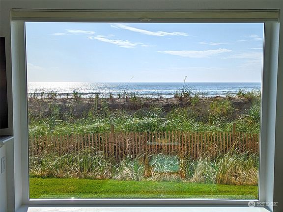 4th image of 1600 W Ocean Avenue #713