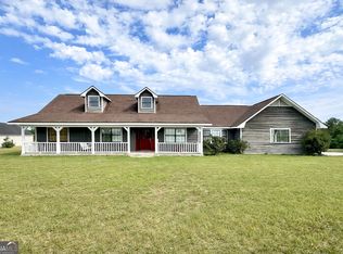 5690 Drusilla Ln, Waycross, GA 31503