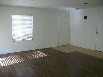4th image of 3735 Casey Dr