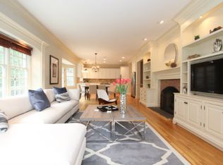 3 E Wind La, Wilton, CT 06897