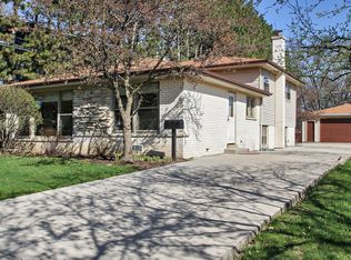 2020 Harrison St, Glenview, IL