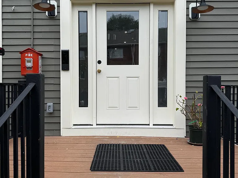 Entrance with face recognition