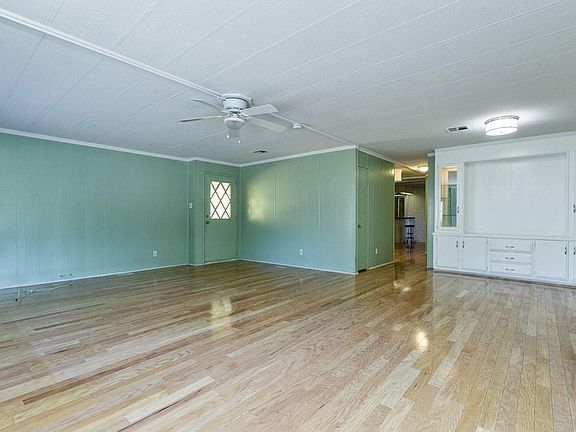 4th image of 217 Youmans Dr Space 217