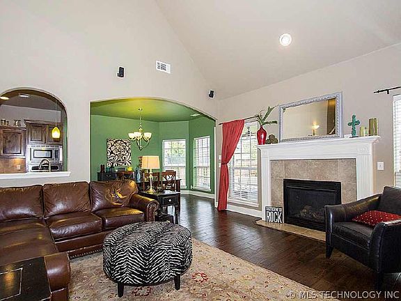 4th image of 20273 E 33rd Pl S