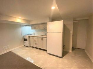 590 Bathurst St #BASEMENT, Toronto, ON M5S 2P9
