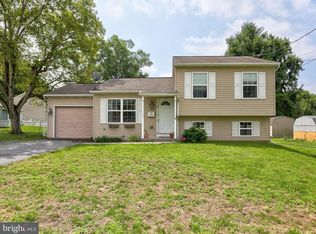 1460 Central Ave, Columbia, PA 17512