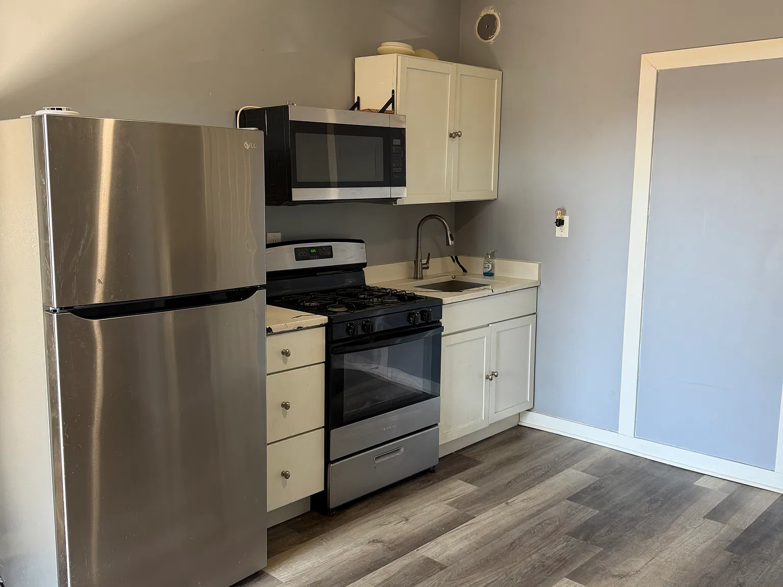 1 bed, $1,450 — Photo 2