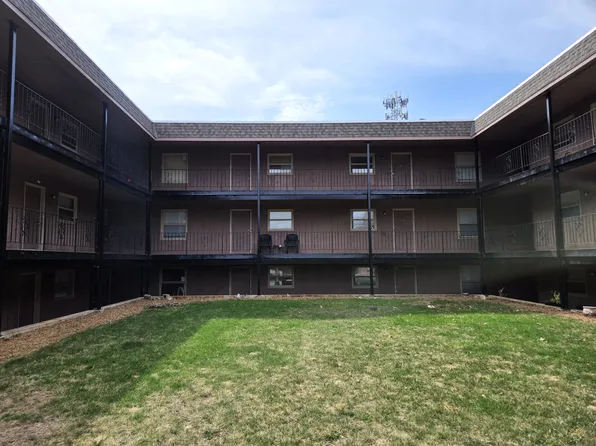 French Quarter Apartments, 4650 Orchard St #1B-1Ba-702Sqft, Lincoln, NE 68503