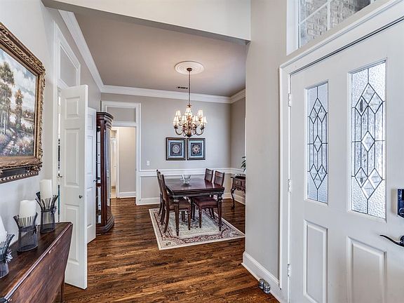 3rd image of 1408 Tawakoni Ln
