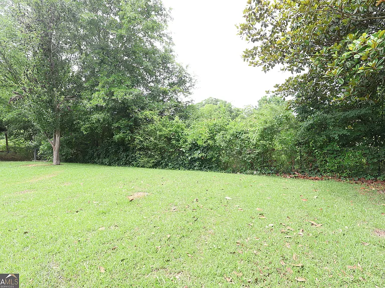 1465 Irwinton Rd — Photo 26