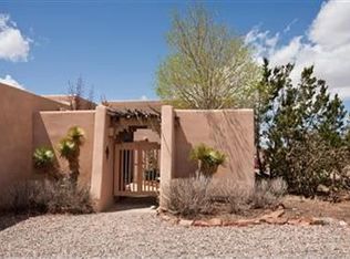 2 Eldorado Pl, Santa Fe, NM 87508